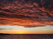 LOL决赛-当足球智慧照亮篮球场，东决关键战的防守艺术启示