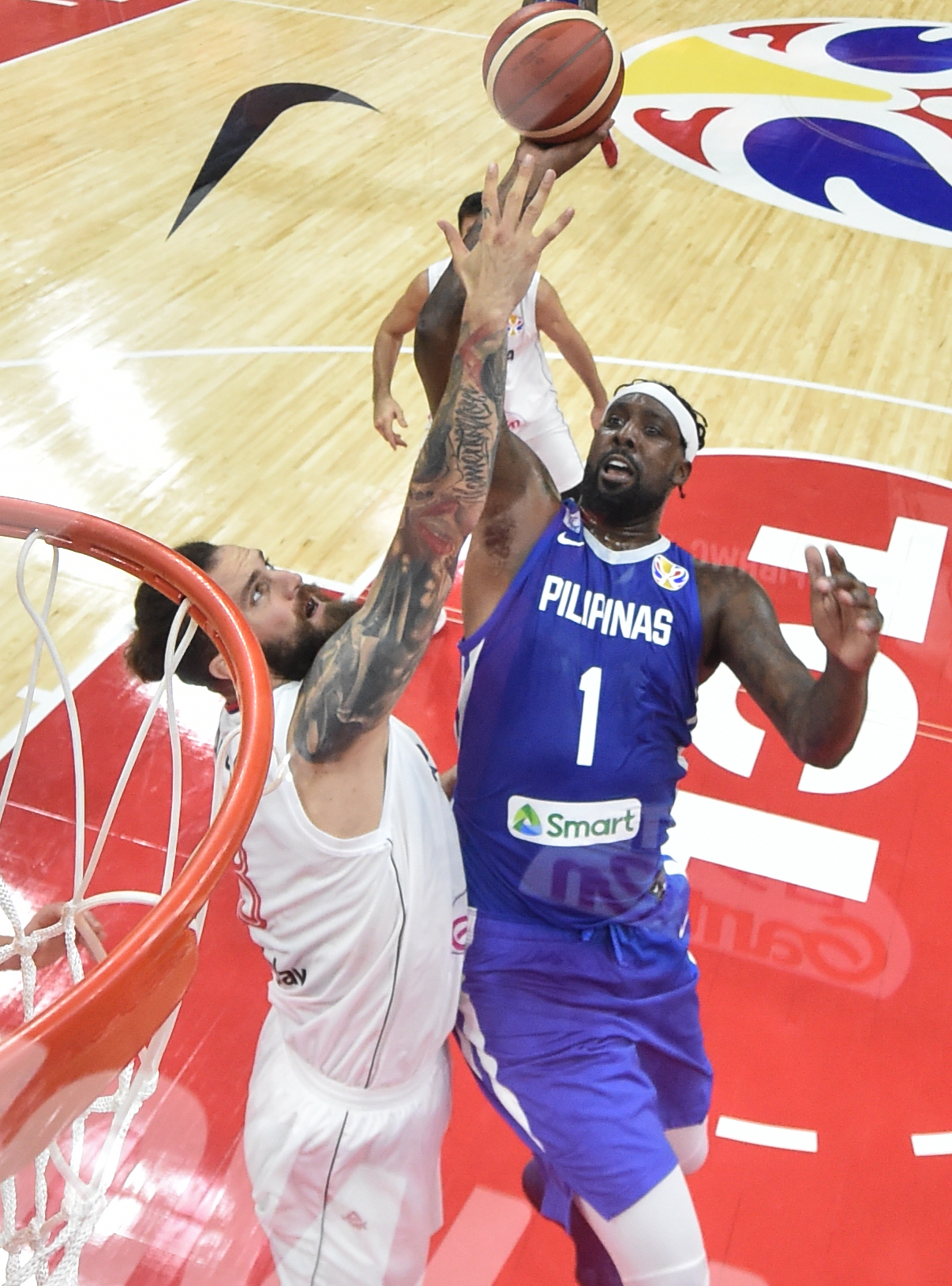 包含拉尔维尔队在比赛中表现出色,战胜强敌的词条 包含拉尔维尔队在比赛中表现出色,战胜强敌的词条