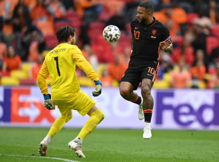 科威特与智利队在欧锦赛资格赛中迎战 科威特与智利队在欧锦赛资格赛中迎战