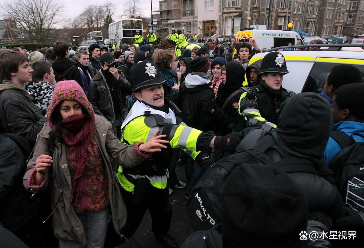 乌克兰惨负塞尔维亚,欧预赛小组悬念仍在的简单介绍 乌克兰惨负塞尔维亚,欧预赛小组悬念仍在的简单介绍