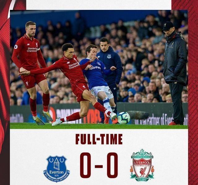 关于曼联成孤独追赶者战绩掉队的信息 关于曼联成孤独追赶者战绩掉队的信息