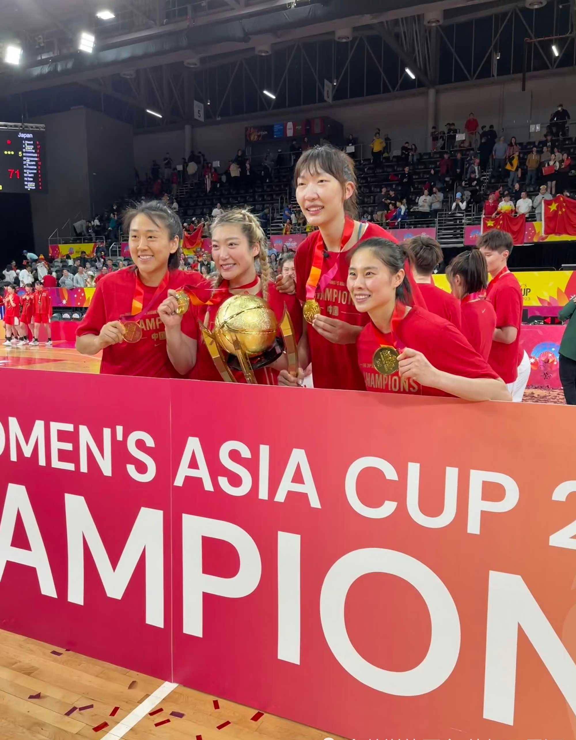 亚洲杯女篮半决赛:日本险胜韩国,晋级决赛 亚洲杯女篮半决赛:日本险胜韩国,晋级决赛