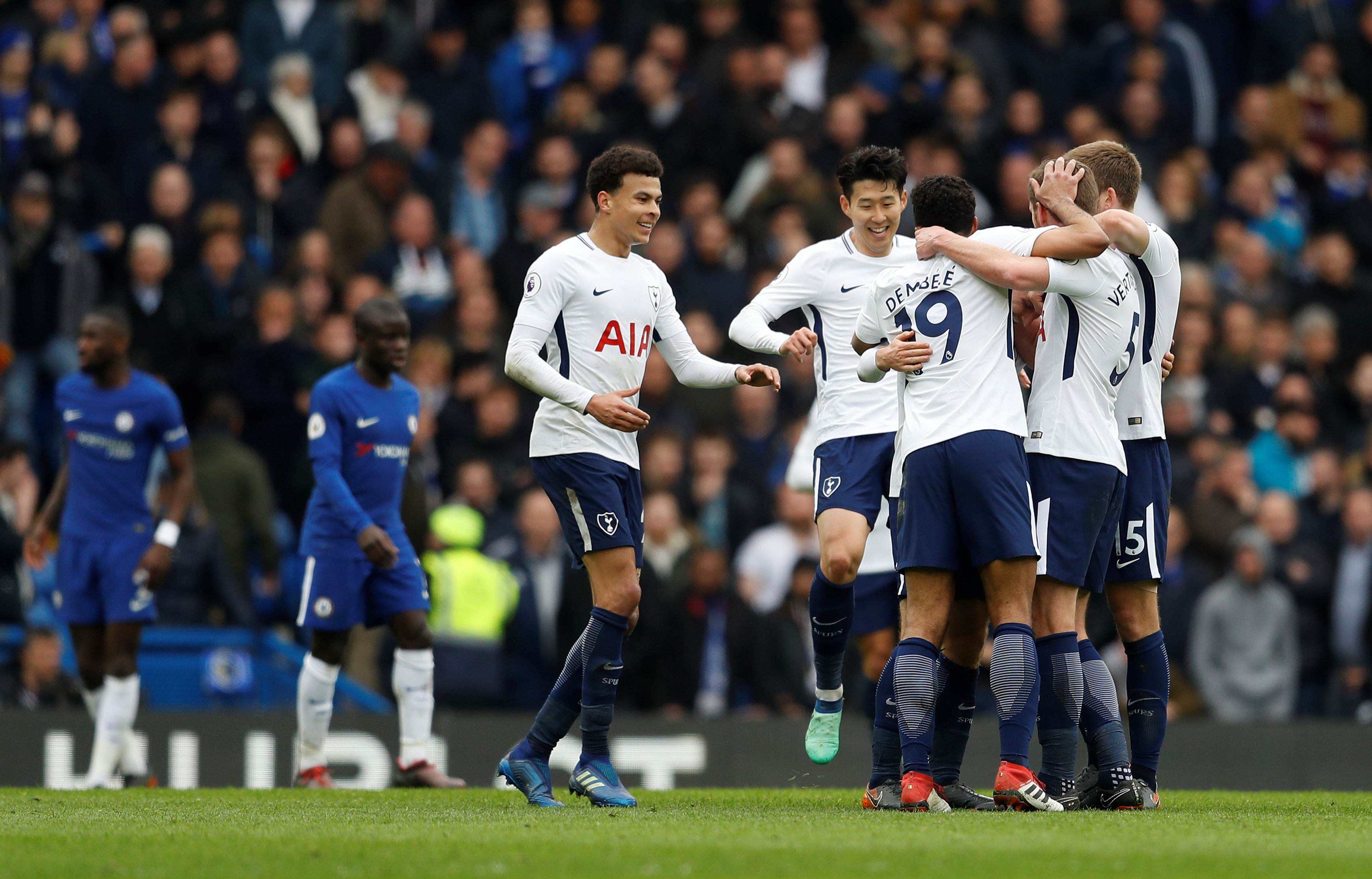 南安普顿客场失分,艰难突围 南安普顿客场失分,艰难突围