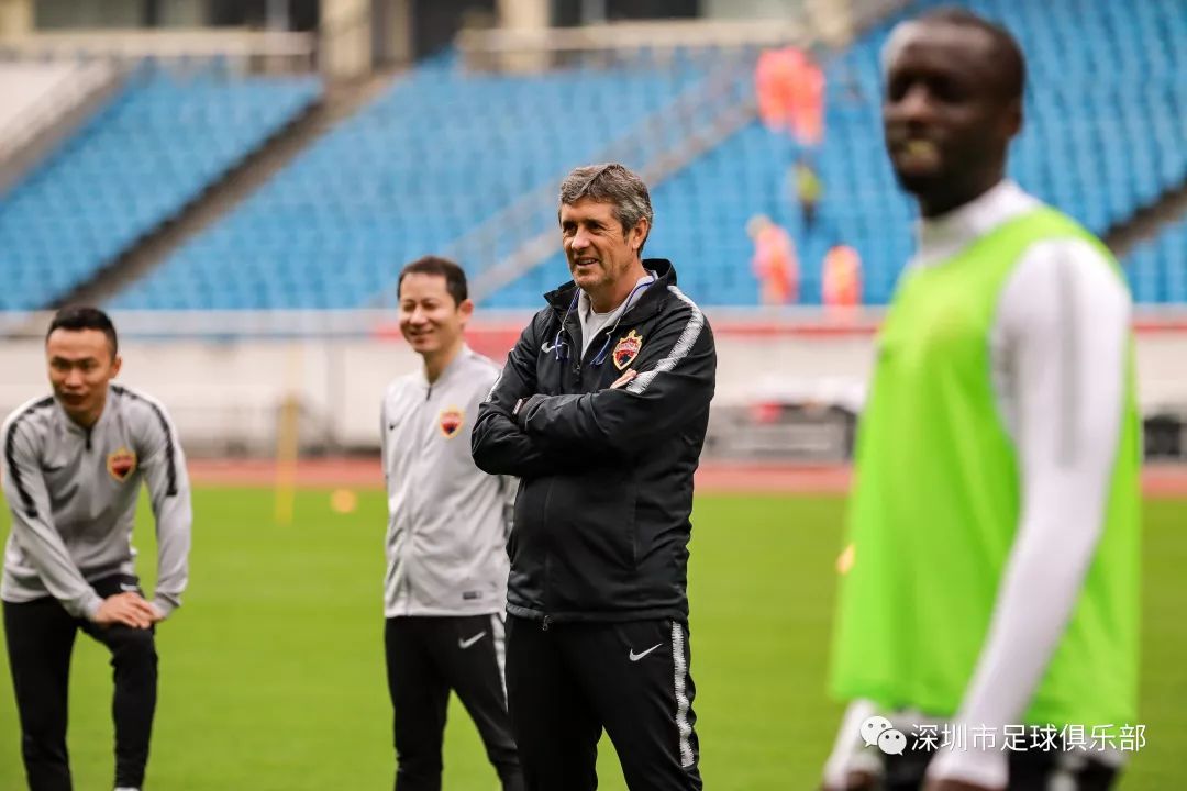 深圳佳兆业客场取得宝贵胜利
