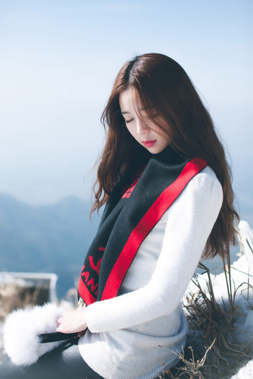 绿茵烽火与篮坛激荡，德甲争冠焦点战与太阳广东血拼的双重奏