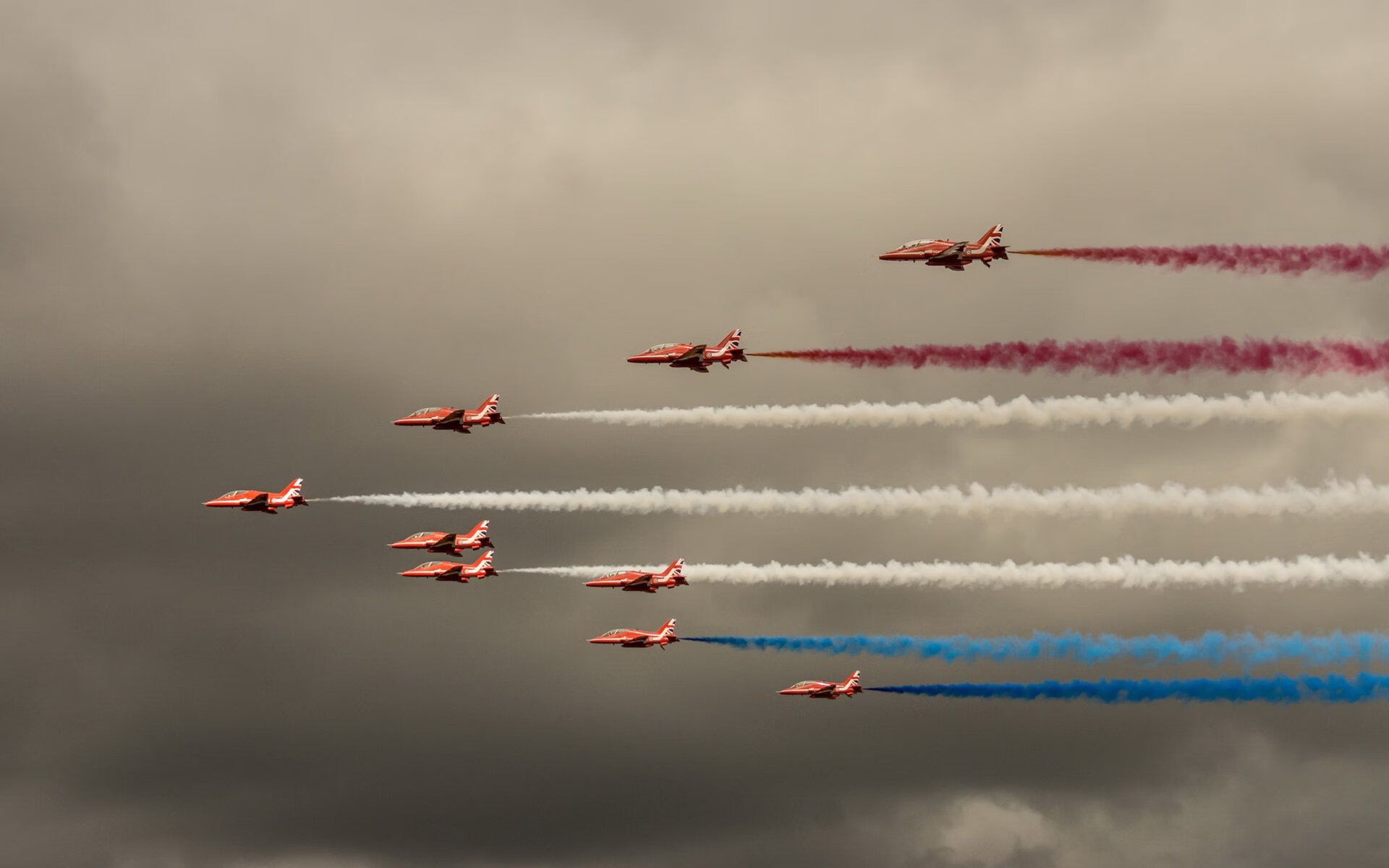 寂静的喧嚣,德甲争冠夜,卡塞米罗用一脚定义无声的重锤