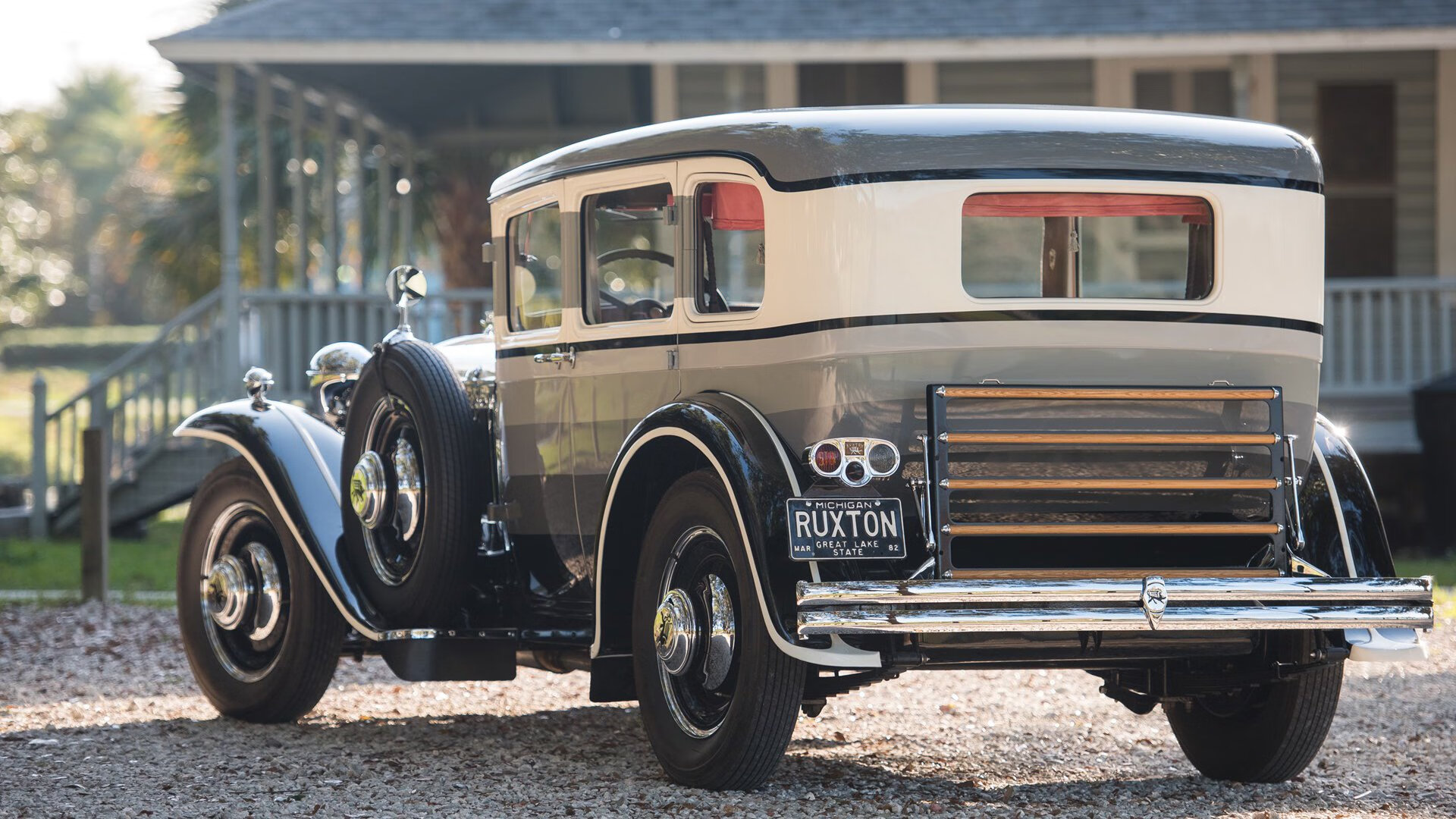 伊布,引擎轰鸣中的绿茵君王